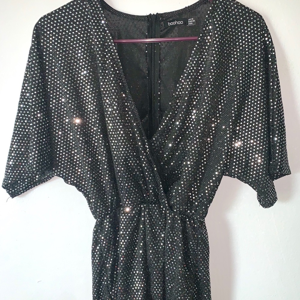 Boohoo Womens Sequin Romper in Black & Silver